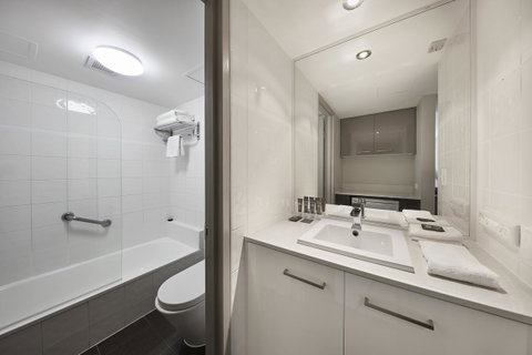 Novotel Surfers Paradise - Geraldton Accommodation 19