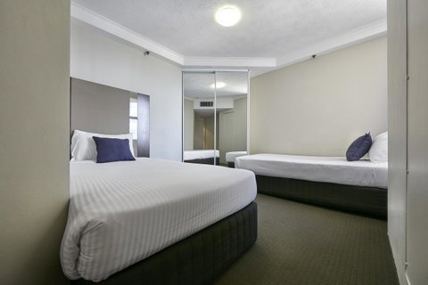 Novotel Surfers Paradise - Geraldton Accommodation 12