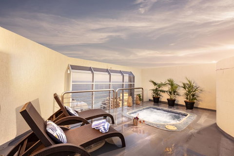 Novotel Surfers Paradise - Geraldton Accommodation 1