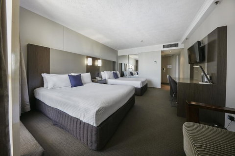 Novotel Surfers Paradise - Geraldton Accommodation 11