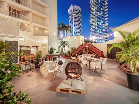 Novotel Surfers Paradise - Geraldton Accommodation 0