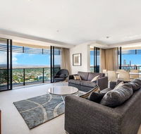 Luxury 3 Bedroom in heart of Broadbeach - Geraldton Accommodation