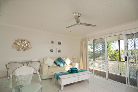 Bay Of Palms - Geraldton Accommodation 31