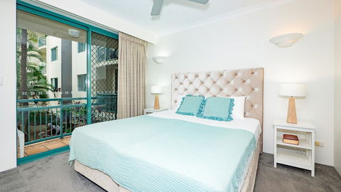 Currumbin Sands On The Beach - Geraldton Accommodation 15