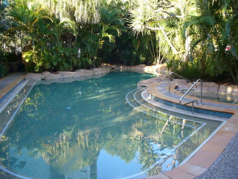 Currumbin Sands On The Beach - Geraldton Accommodation 36