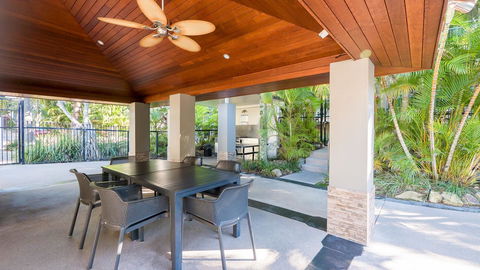 Currumbin Sands On The Beach - Geraldton Accommodation 30