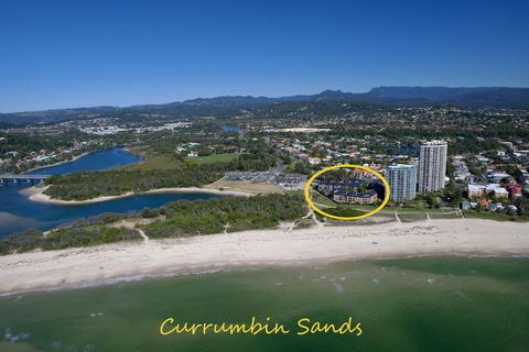 Currumbin Sands On The Beach - Geraldton Accommodation 40