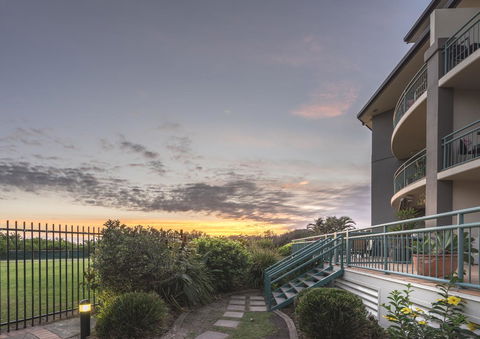 Currumbin Sands On The Beach - Geraldton Accommodation 7