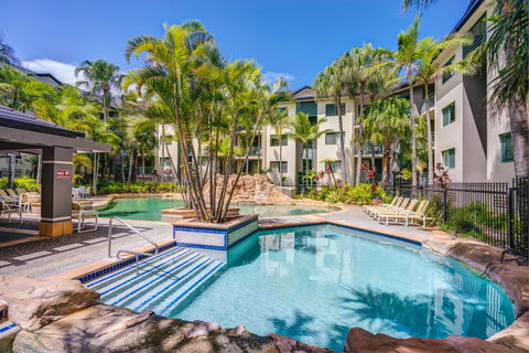 Currumbin Sands On The Beach - Geraldton Accommodation 5