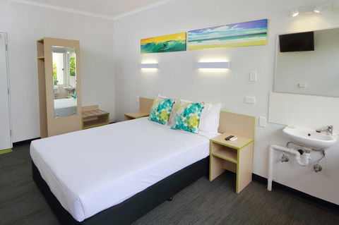 Palm Beach Hotel - Geraldton Accommodation 2