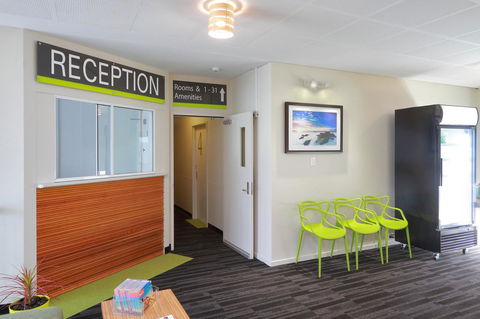 Palm Beach Hotel - Geraldton Accommodation 28