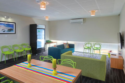 Palm Beach Hotel - Geraldton Accommodation 10