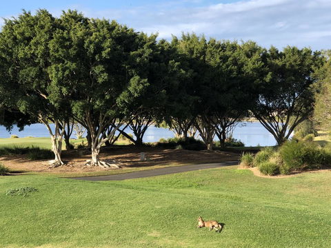 Waterfront Resort Villa With Buggy - Geraldton Accommodation 21