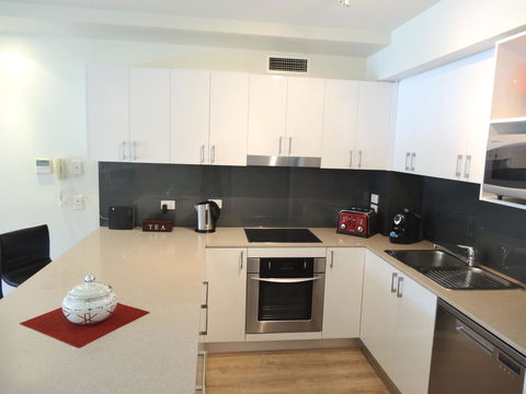 Waterfront Resort Villa With Buggy - Geraldton Accommodation 7