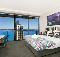 Circle  2 3 4  5 Bedroom SkyHomes  Sub Penthouses by Gold Coast Holidays - Geraldton Accommodation