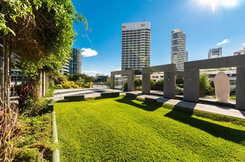 Peppers Broadbeach - Geraldton Accommodation 1