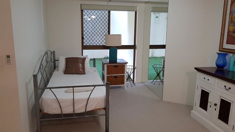 Gemini Court Holiday Apartments - Geraldton Accommodation 14
