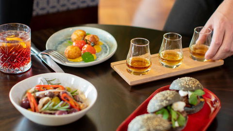 InterContinental Sanctuary Cove Resort, An IHG Hotel - Geraldton Accommodation 27