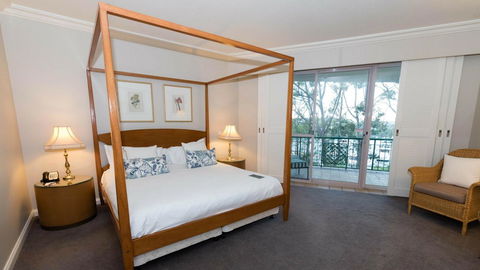 InterContinental Sanctuary Cove Resort, An IHG Hotel - Geraldton Accommodation 11
