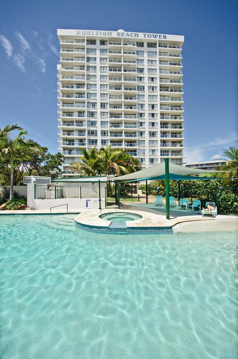 Burleigh Beach Tower - Geraldton Accommodation 3