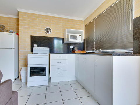 Murray Street Apartments - Geraldton Accommodation 40