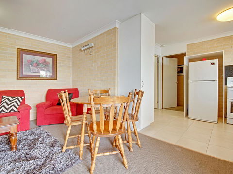 Murray Street Apartments - Geraldton Accommodation 10