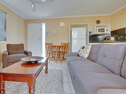 Murray Street Apartments - Geraldton Accommodation 35