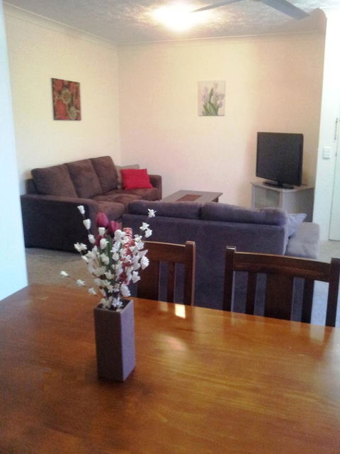 Champelli Palms Apartments - Geraldton Accommodation 7