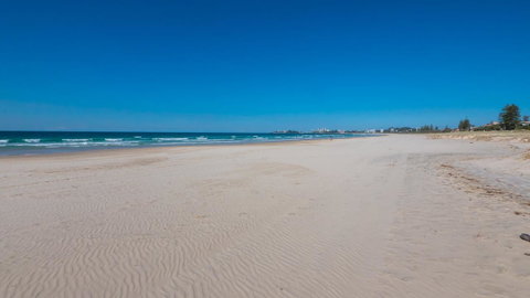 Bilinga Beach Motel - Geraldton Accommodation 22