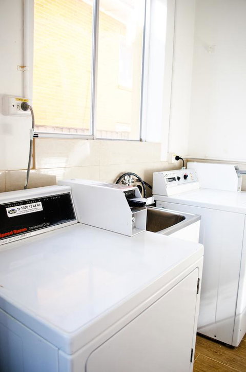 Bilinga Beach Motel - Geraldton Accommodation 33