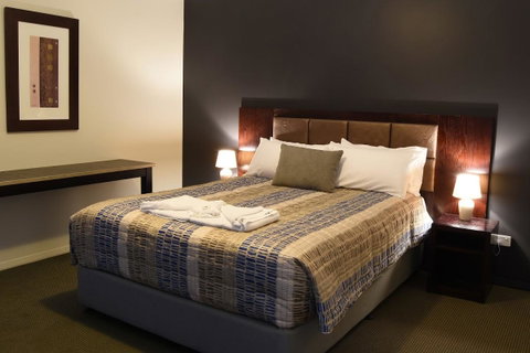 Atricom - Geraldton Accommodation 9