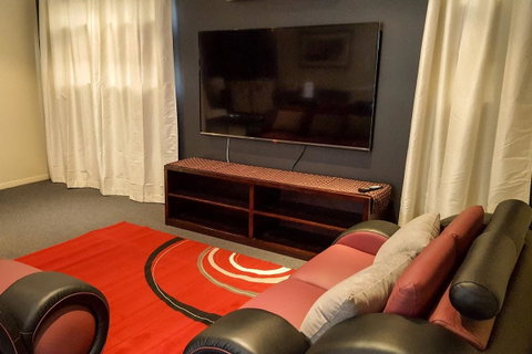 Atricom - Geraldton Accommodation 8