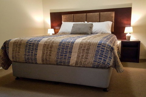 Atricom - Geraldton Accommodation 4