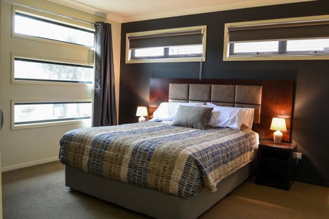 Atricom - Geraldton Accommodation 1