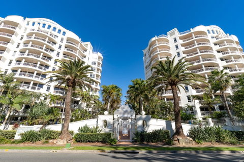 ULTIQA Burleigh Mediterranean Resort - Geraldton Accommodation 13