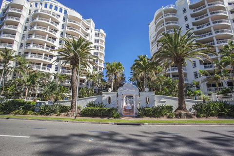 ULTIQA Burleigh Mediterranean Resort - Geraldton Accommodation 19
