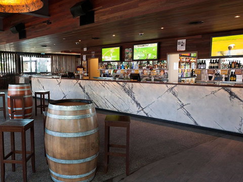 Eatons Hill Hotel - Geraldton Accommodation 38