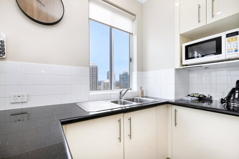 Pacific Views Resort - Geraldton Accommodation 14