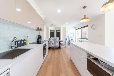 Waterfront Theme Park Getaway - Geraldton Accommodation 4