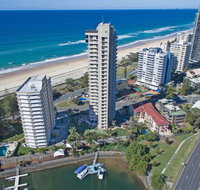 Capricorn One Beachside Holiday Apartments - Official - Geraldton Accommodation