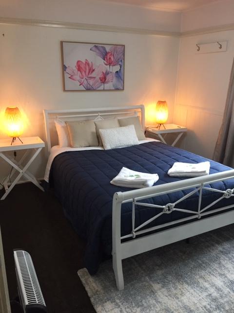 Malanda Manor Guesthouse - Geraldton Accommodation 6