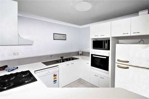 Key Largo Holiday Apartments - Geraldton Accommodation 6