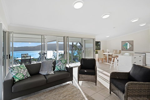 Oasis Apartments On Hamilton Island By HIHA - Geraldton Accommodation 34