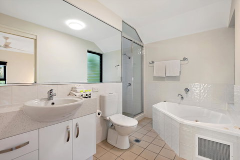 Oasis Apartments On Hamilton Island By HIHA - Geraldton Accommodation 25