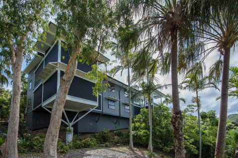 Oasis Apartments On Hamilton Island By HIHA - Geraldton Accommodation 22