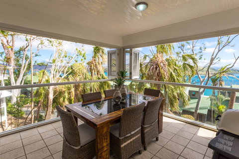 Oasis Apartments On Hamilton Island By HIHA - Geraldton Accommodation 7