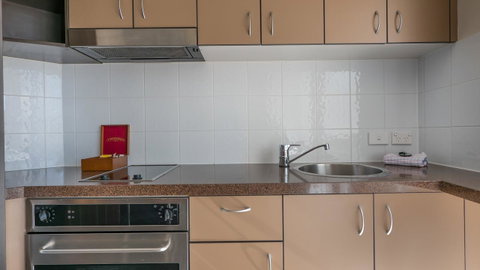 Broadbeach Savannah Resort - Geraldton Accommodation 34