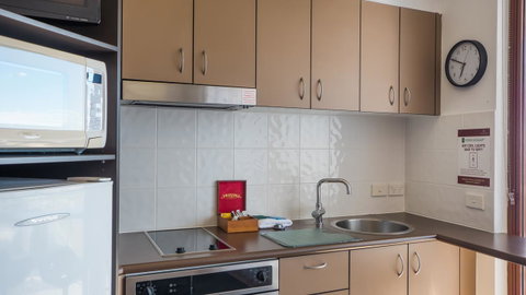 Broadbeach Savannah Resort - Geraldton Accommodation 41