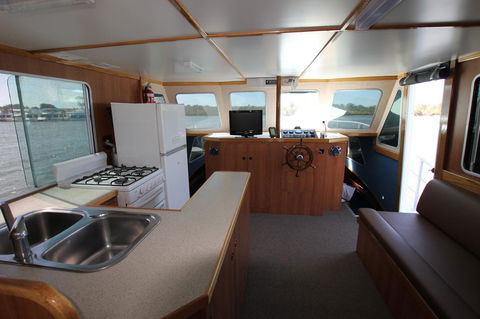 Coomera Houseboats - Geraldton Accommodation 1