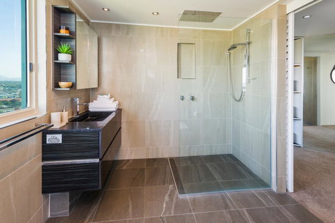 The Waterford On Main Beach - Geraldton Accommodation 3